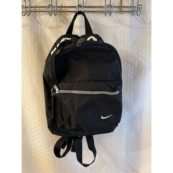 Nike "Just Do It" mini backpack bag 11x13" (distressed logo) key chain zipper - Picture 2 of 10